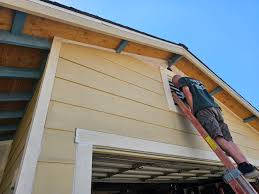 Best Wood Siding Installation  in Dyersville, IA